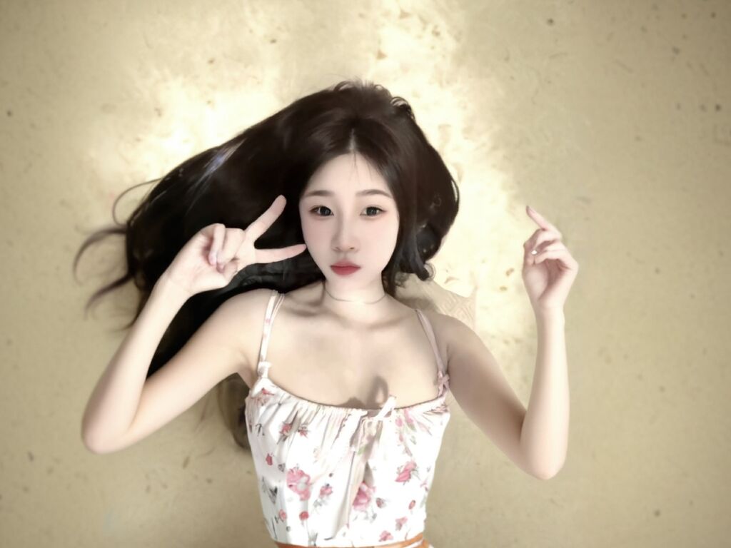 LucyJohn